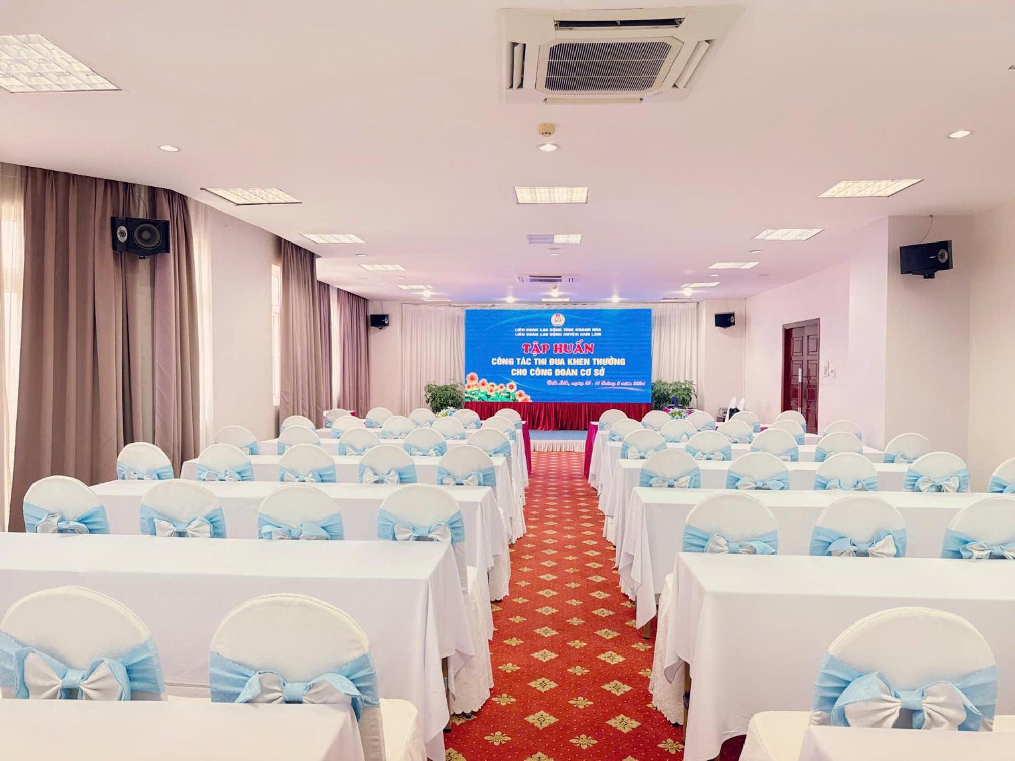 Dakruco Hotel Buôn Ma Thuột Esterno foto