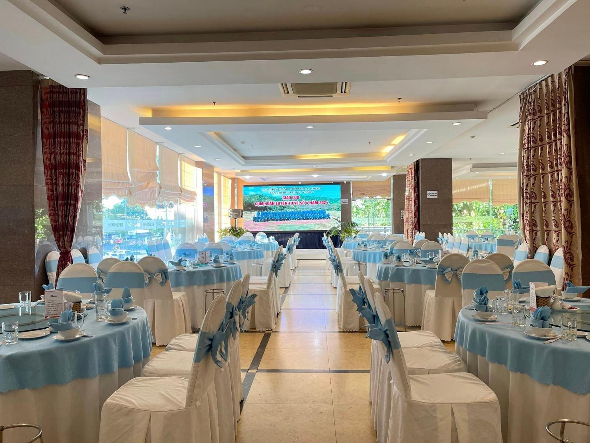 Dakruco Hotel Buôn Ma Thuột Esterno foto
