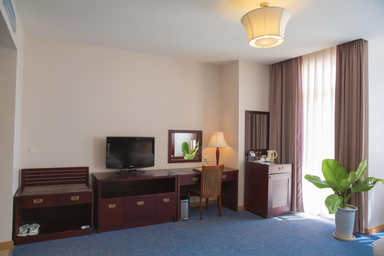 Dakruco Hotel Buôn Ma Thuột Esterno foto
